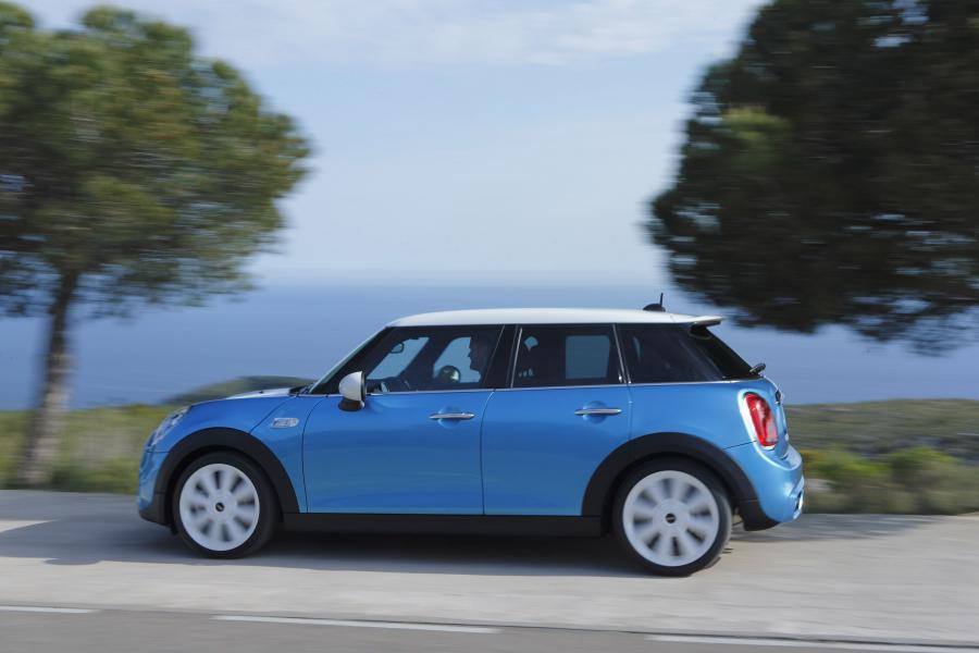  Mini Cooper S 5-Door 2014 года  (фото 23 из 80)